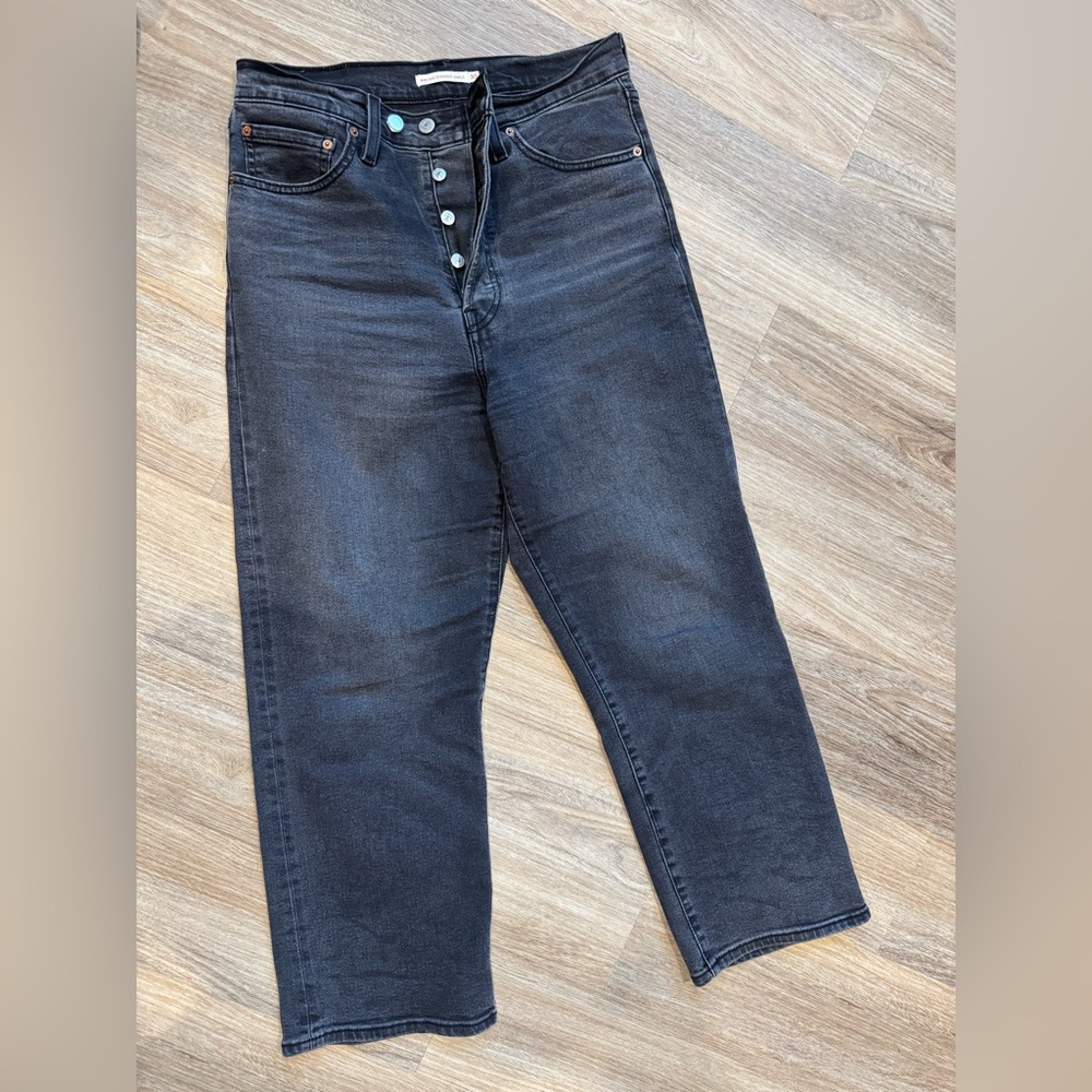 Levi's Women's Ribcage Straight Ankle Jeans